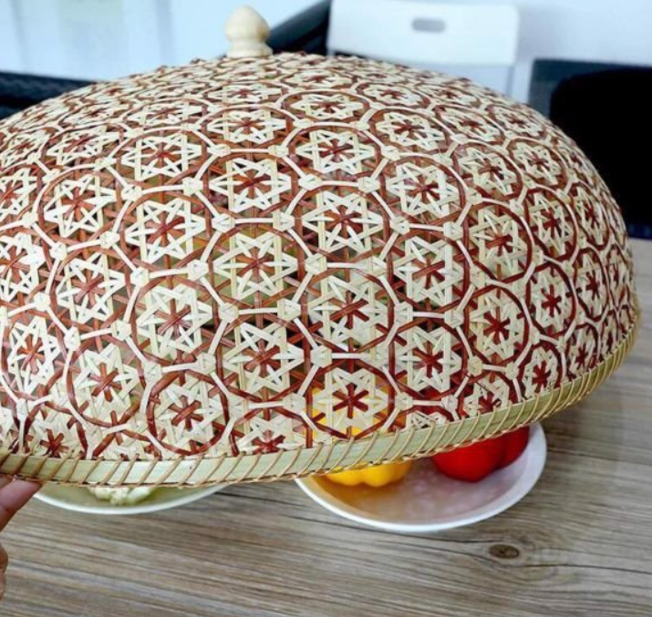 Bamboo dish-cover